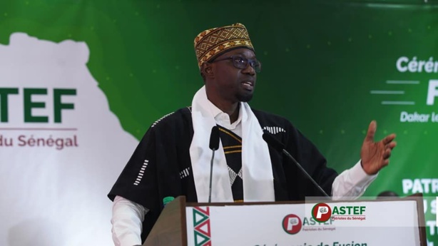 Après sa dissolution, le parti PASTEF brise le silence : "Macky Sall vient d'ouvrir les vaines du chaos..." Après sa dissolution, le parti PASTEF brise le silence : "Macky Sall vient d'ouvrir les vaines du chaos..."