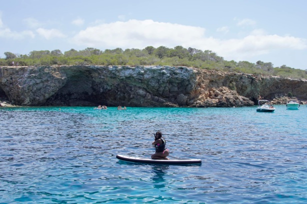 Vacances de Luxe : l'animatrice Ivoirienne Esther Uha a choisi... Vacances de Luxe : l'animatrice Ivoirienne Esther Uha a choisi...