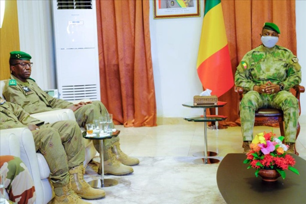 Mali : Le Président de la transition reçoit le numéro 2 de la junte nigérienne