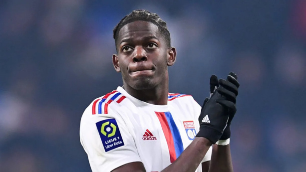 Castello Lukeba demande à quitter Lyon Castello Lukeba demande à quitter Lyon