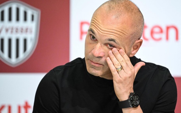 OFFICIEL : Andrés Iniesta (39 ans) signe à l’Emirates Club ! OFFICIEL : Andrés Iniesta (39 ans) signe à l’Emirates Club !