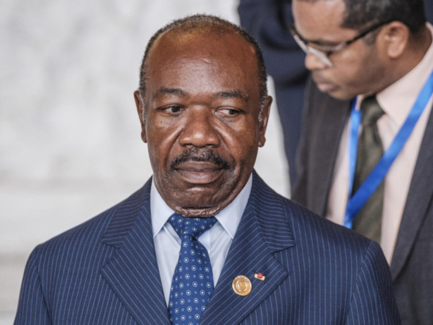 Présidentielle au Gabon: couvre-feu instauré et internet coupé (ministre de la Communication) Présidentielle au Gabon: couvre-feu instauré et internet coupé (ministre de la Communication)
