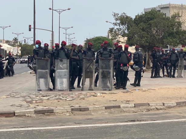 Rassemblement ce vendredi : le Préfet de Dakar bunkerise la Place de la Nation Rassemblement ce vendredi : le Préfet de Dakar bunkerise la Place de la Nation
