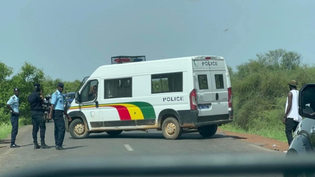 Tournée : Le convoi de Malick Gackou encore bloqué dans le Fouta Tournée : Le convoi de Malick Gackou encore bloqué dans le Fouta