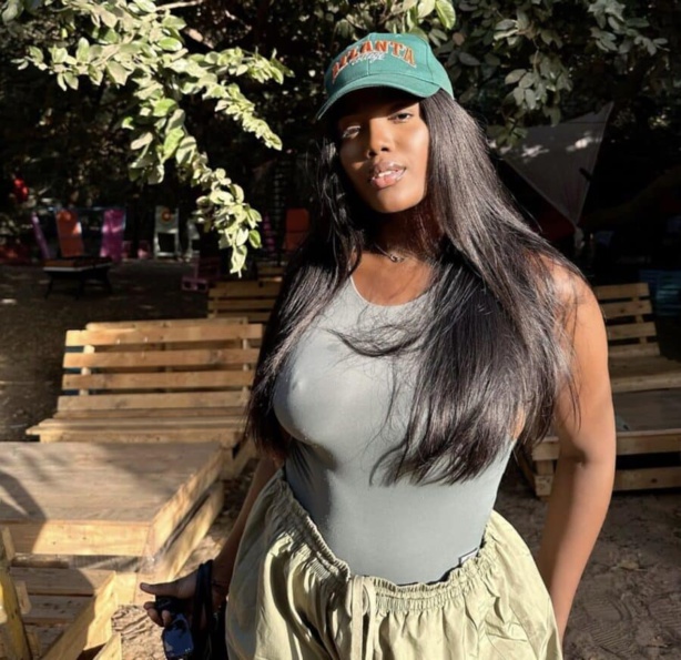 Adja Diao de la série ‘Valeurs’ étale sa classe ! Adja Diao de la série ‘Valeurs’ étale sa classe !