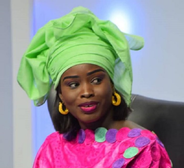 PRÉSIDENTIELLE 2024 : Thérèse Faye, le Pilier Indispensable de la Victoire de la Coalition BBY en 2024 PRÉSIDENTIELLE 2024 : Thérèse Faye, le Pilier Indispensable de la Victoire de la Coalition BBY en 2024