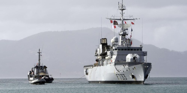 La Marine nationale saisit 2,4 tonnes de cocaïne dans le golfe de Guinée