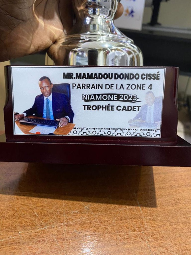 Finale de la zone 4 de l'ODCAV de Bignona : Le parrain Mamadou Dondo Cissé gâte les ASC de Niamone Finale de la zone 4 de l'ODCAV de Bignona : Le parrain Mamadou Dondo Cissé gâte les ASC de Niamone