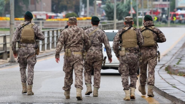 Frappes aériennes turques contre le PKK en Irak après un attentat à Ankara Frappes aériennes turques contre le PKK en Irak après un attentat à Ankara