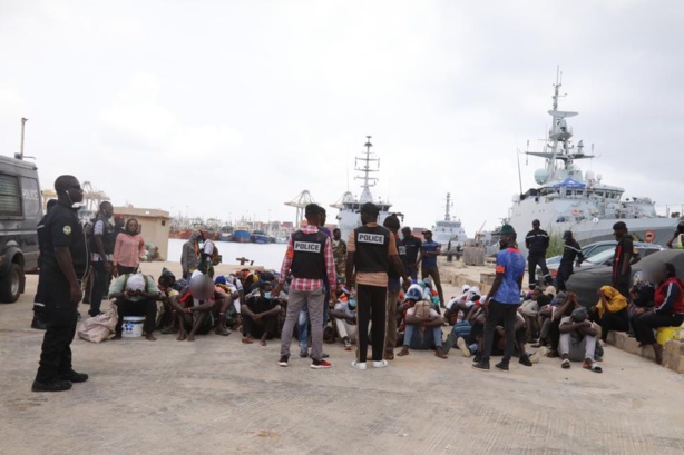 Au large de Dakar, une pirogue transportant 84 candidats à l'émigration irrégulière interceptée 