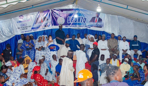 Thies : Le Porte parole le l’UCS, Président du Mouvement Citoyen Ubuntu, Aboubacar DIASSY, démontre" sa puissance politique" à Mboro et soutien la Candidature de Amadou BA Thies : Le Porte parole le l’UCS, Président du Mouvement Citoyen Ubuntu, Aboubacar DIASSY, démontre" sa puissance politique" à Mboro et soutien la Candidature de Amadou BA