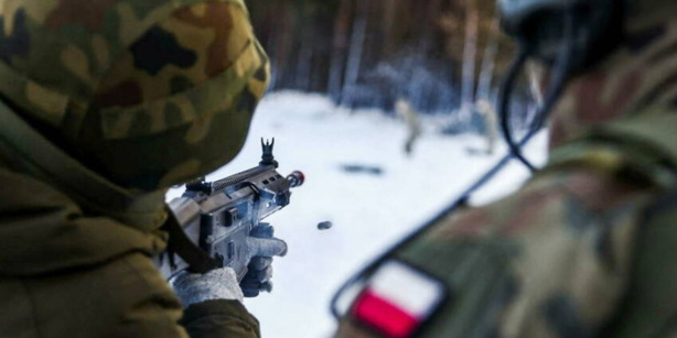 Pologne: démission de deux hauts commandants de l'armée Pologne: démission de deux hauts commandants de l'armée