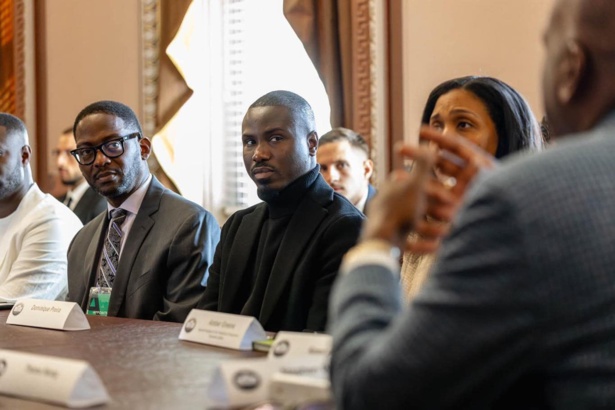 Etats Unis : Thione Niang, Fata, Dip Doundou Guiss... reçus à la maison blanche Etats Unis : Thione Niang, Fata, Dip Doundou Guiss... reçus à la maison blanche