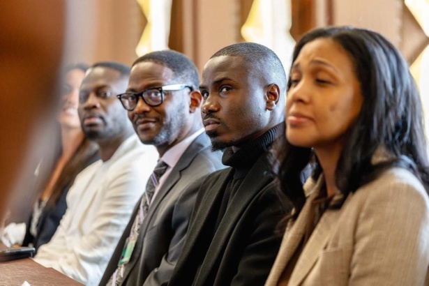 Etats Unis : Thione Niang, Fata, Dip Doundou Guiss... reçus à la maison blanche Etats Unis : Thione Niang, Fata, Dip Doundou Guiss... reçus à la maison blanche