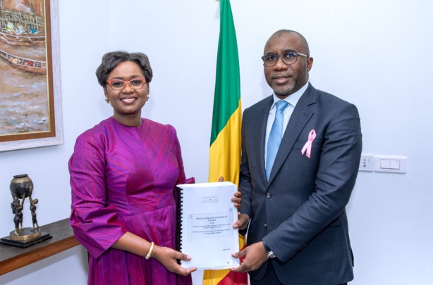 Après sa passation de service: Les performances et réalisations de Mme Oulimata Sarr au Ministère de l’économie, du plan et de la coopération Après sa passation de service: Les performances et réalisations de Mme Oulimata Sarr au Ministère de l’économie, du plan et de la coopération