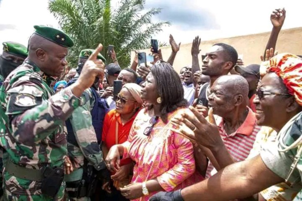 Au Gabon, Brice Oligui Nguema renonce à son salaire de président Au Gabon, Brice Oligui Nguema renonce à son salaire de président