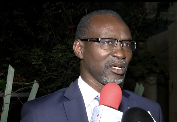 «Pour développer notre pays, il faut que la politique se positionne derrière l’État », selon El Hadj Ibrahima Sall «Pour développer notre pays, il faut que la politique se positionne derrière l’État », selon El Hadj Ibrahima Sall