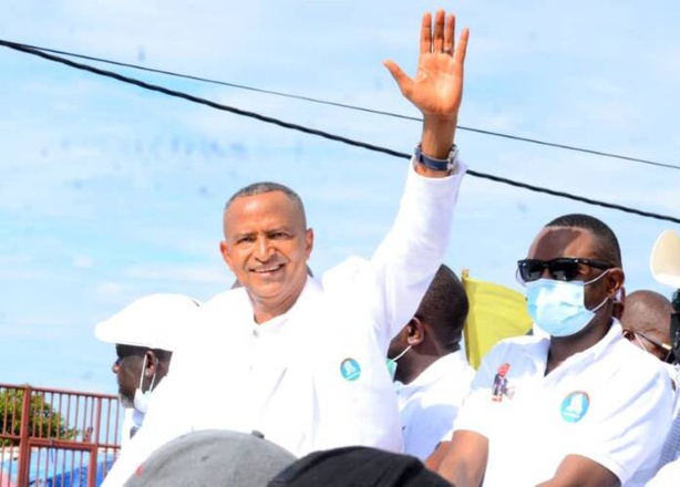 La Cour constitutionnelle autorise Moïse Katumbi à se présenter aux élections en RDC La Cour constitutionnelle autorise Moïse Katumbi à se présenter aux élections en RDC