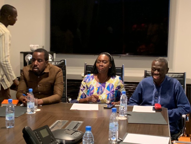 Répressions, arrestations arbitraires, bavures...au Sénégal : Macky Sall interpellé par une plateforme Panafricaine Répressions, arrestations arbitraires, bavures...au Sénégal : Macky Sall interpellé par une plateforme Panafricaine