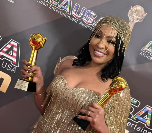 Aux États-Unis, Viviane obtient deux nouvelles distinctions Aux États-Unis, Viviane obtient deux nouvelles distinctions