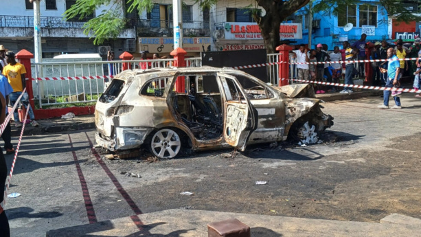 Présidentielle au Liberia: à Monrovia, une voiture fonce dans la foule faisant plusieurs victimes Présidentielle au Liberia: à Monrovia, une voiture fonce dans la foule faisant plusieurs victimes