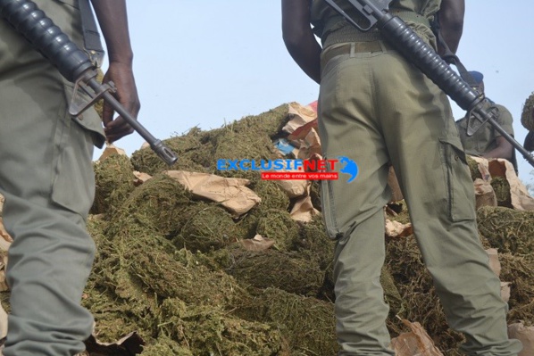  30 kg de drogue détournés : deux gendarmes arrêtés 