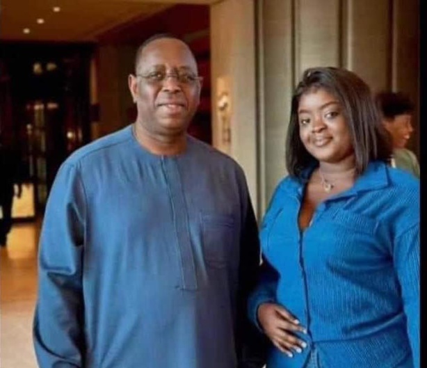 L'activiste Awash Kitty a transhumé L'activiste Awash Kitty a transhumé