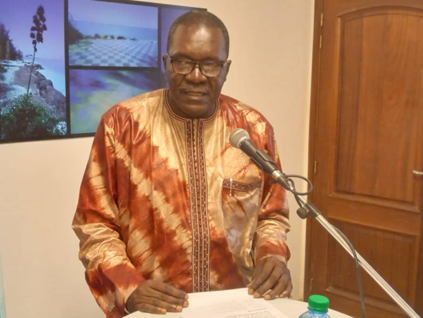 Profil de citoyen 2023 : Le journaliste Ibrahima Gassama honoré par la Fondation Konrad Adenauer Profil de citoyen 2023 : Le journaliste Ibrahima Gassama honoré par la Fondation Konrad Adenauer