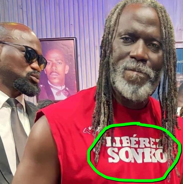 L’artiste Tiken Jah Fakoly lance une campagne pour libération de Sonko L’artiste Tiken Jah Fakoly lance une campagne pour libération de Sonko