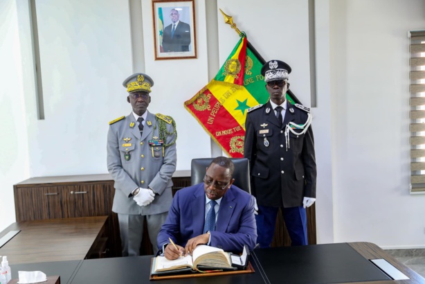 Armée :Le Chef de l'Etat accorde des indemnités spéciales de 2 à 5 millions de F Cfa aux militaires invalides à la retraite Armée :Le Chef de l'Etat accorde des indemnités spéciales de 2 à 5 millions de F Cfa aux militaires invalides à la retraite