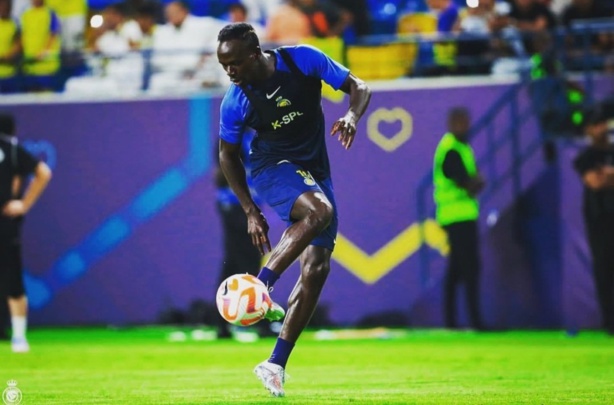 Sadio Mané a conquis le cœur des supporters saoudiens !!! Sadio Mané a conquis le cœur des supporters saoudiens !!!