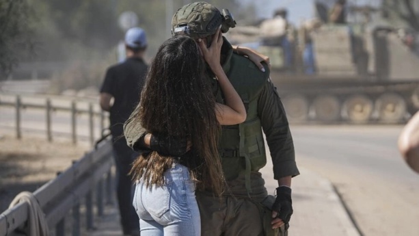 Guerre Israël-Hamas : la colère monte chez les femmes des soldats réservistes mobilisés Guerre Israël-Hamas : la colère monte chez les femmes des soldats réservistes mobilisés