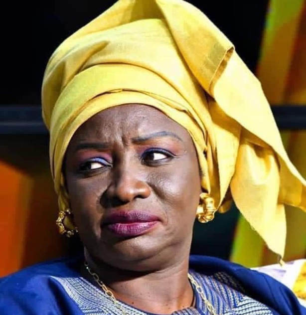 Contrôle des parrainages :Ce que la commission demande à la candidate Aminata Touré... Contrôle des parrainages :Ce que la commission demande à la candidate Aminata Touré...