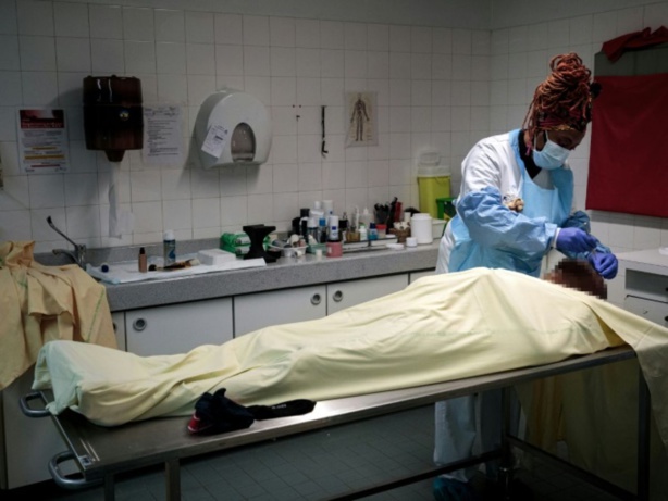 Zimbabwe : un jeune meurt en voulant améliorer ses performances au lit