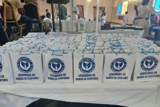 "Bassai" karaté Club de la Gendarmerie Nationale : Les images de la remise de ceintures aux élèves "modèles de 2023" "Bassai" karaté Club de la Gendarmerie Nationale : Les images de la remise de ceintures aux élèves "modèles de 2023"