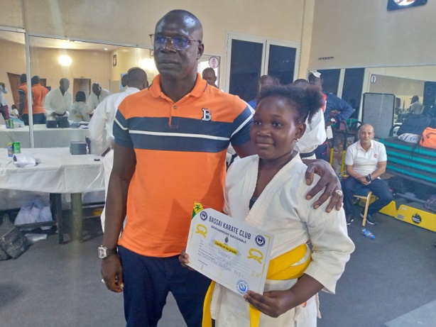 "Bassai" karaté Club de la Gendarmerie Nationale : Les images de la remise de ceintures aux élèves "modèles de 2023" "Bassai" karaté Club de la Gendarmerie Nationale : Les images de la remise de ceintures aux élèves "modèles de 2023"