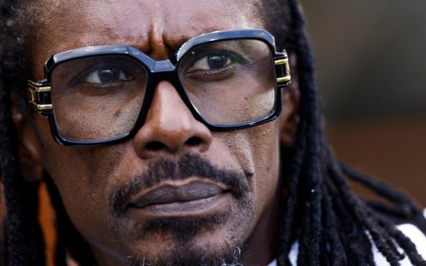 Sa tête réclamée, Aliou CISSE bénéficie du Soutien du gouvernement de la FSF Sa tête réclamée, Aliou CISSE bénéficie du Soutien du gouvernement de la FSF