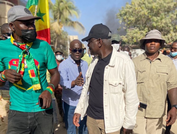 Dakar : l'opposition dans la rue pour dénoncer le report de la Présidentielle 