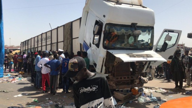 DAKAR : un camion fou et sans frein dérape et tue au moins deux personnes