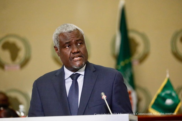 UA : Le Président Faki Mahamat évoque son’’ vif souhait’’ de voir le Sénégal régler sa crise
