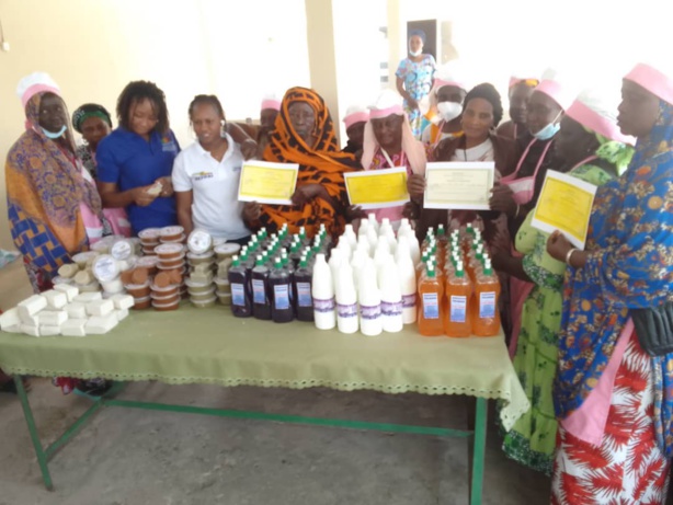 Djonewar : Formation en Saponification et Javellisation au profit de la fédération FELOGIE Djonewar : Formation en Saponification et Javellisation au profit de la fédération FELOGIE