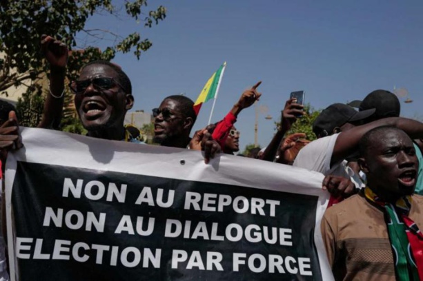 Présidentielle : Sursaut citoyen appelle à s'organiser autour d'un large Front, exigeant de Macky Sall la continuation du processus électoral