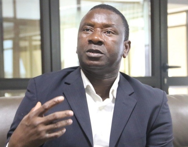 TRAGIQUE ET PATHÉTIQUE SORT DU ROI (Par Bacary Domingo Mane) TRAGIQUE ET PATHÉTIQUE SORT DU ROI (Par Bacary Domingo Mane)