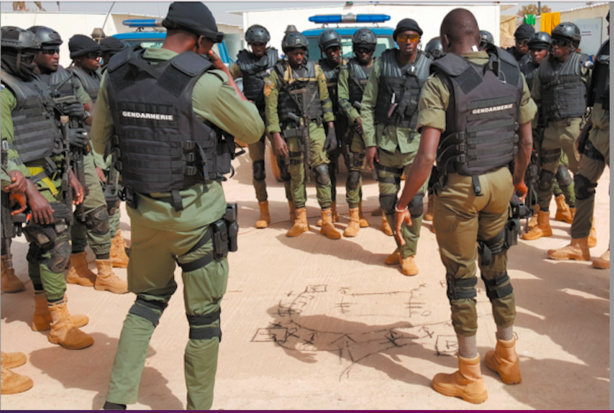 Agressions à Dakar : 47 individus interpellés, 78 baraques détruites...la gendarmerie traque les bandits Agressions à Dakar : 47 individus interpellés, 78 baraques détruites...la gendarmerie traque les bandits