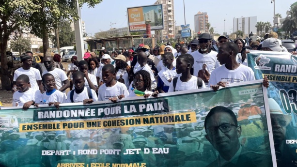 Présidentielle : les soutiens du candidat, Amadou Ba, manifestent à Dakar Présidentielle : les soutiens du candidat, Amadou Ba, manifestent à Dakar