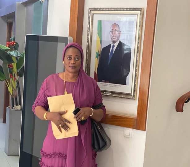 APR: Aminata Tamba lâche Macky Sall 