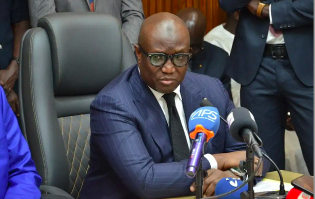 Le ministre de l’Intérieur Makhtar Cissé : «Le résultat du scrutin sera sincère et incontesté » Le ministre de l’Intérieur Makhtar Cissé : «Le résultat du scrutin sera sincère et incontesté »