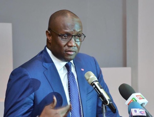 Réussite de l’élection présidentielle au Sénégal : Les honneurs reviennent aussi au Ministre de l'intérieur Mouhamadou Makhtar Cissé Réussite de l’élection présidentielle au Sénégal : Les honneurs reviennent aussi au Ministre de l'intérieur Mouhamadou Makhtar Cissé
