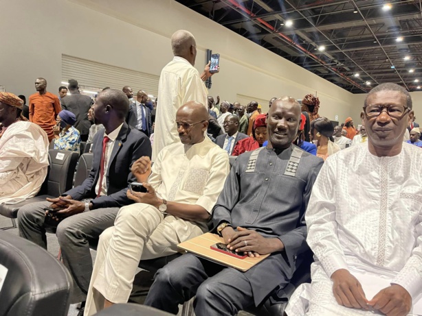 Diamniadio : Lansana Gagny Sakho, Mary Teuw Niane à la Cérémonie solennelle de Prestation de serment du Président Bassirou Diomaye Diakhar Faye Diamniadio : Lansana Gagny Sakho, Mary Teuw Niane à la Cérémonie solennelle de Prestation de serment du Président Bassirou Diomaye Diakhar Faye