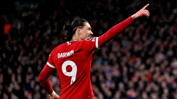 Premier League : Liverpool corrige Sheffield United (3-1) et prend la première place Premier League : Liverpool corrige Sheffield United (3-1) et prend la première place